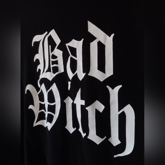 Trickz N' Treatz Merry Mayhem Graphic Tee - Picture 2 of 3